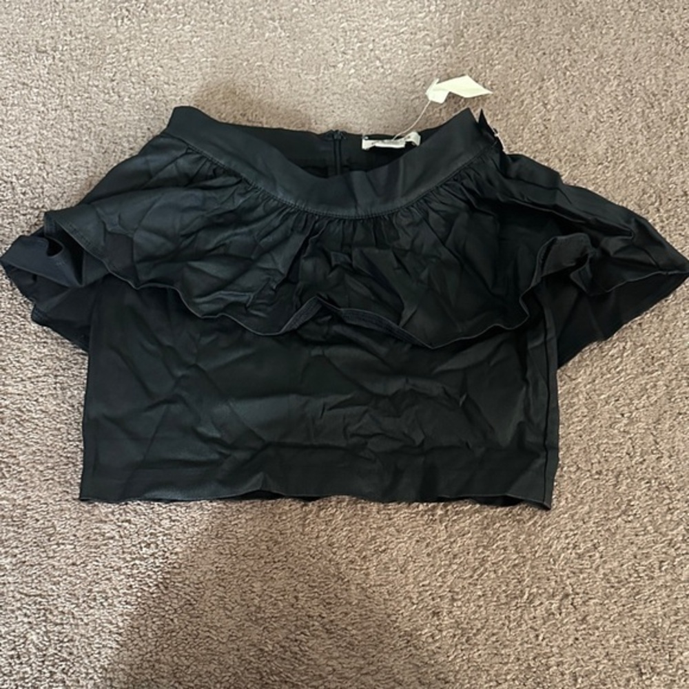 Arden B Elegant Black Ruffle skirt BD2